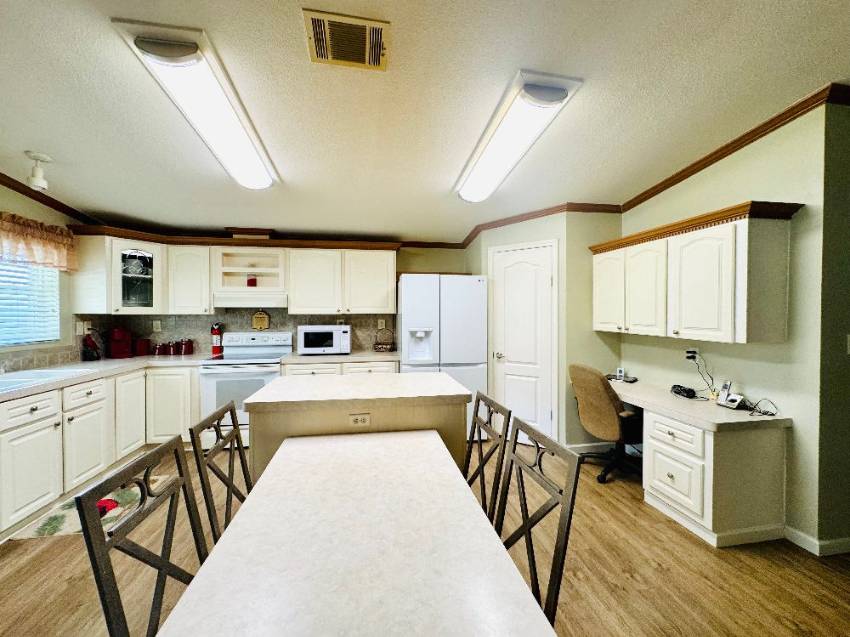 1603 Champion Drive a Lakeland, FL Mobile or Manufactured Home for Sale